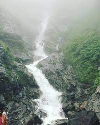 Rahala Falls, also known as Rahla Falls, is a scenic waterfall located on the way to Rohtang Pass, approximately 16 kilometers from Manali in Himachal Pradesh, India